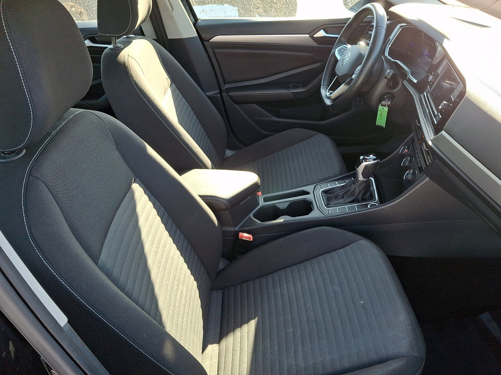 Used 2024 Volkswagen Jetta S image 11