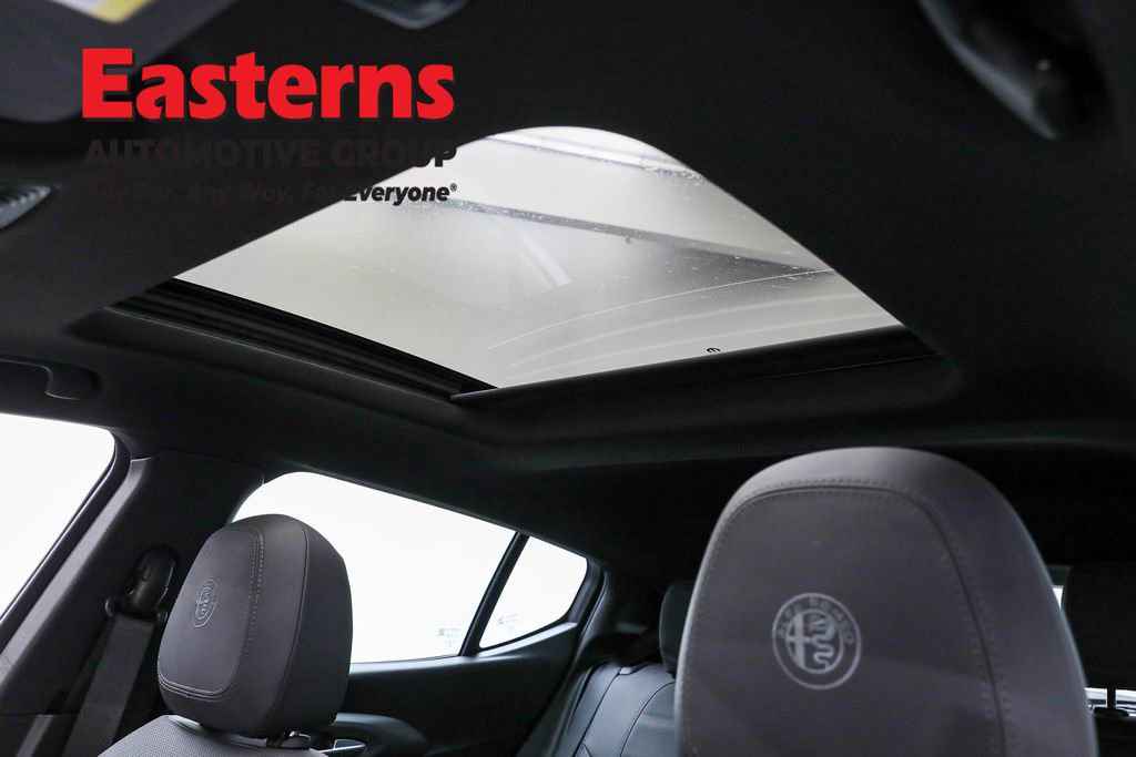 Used 2024 Alfa Romeo Tonale Veloce image 34