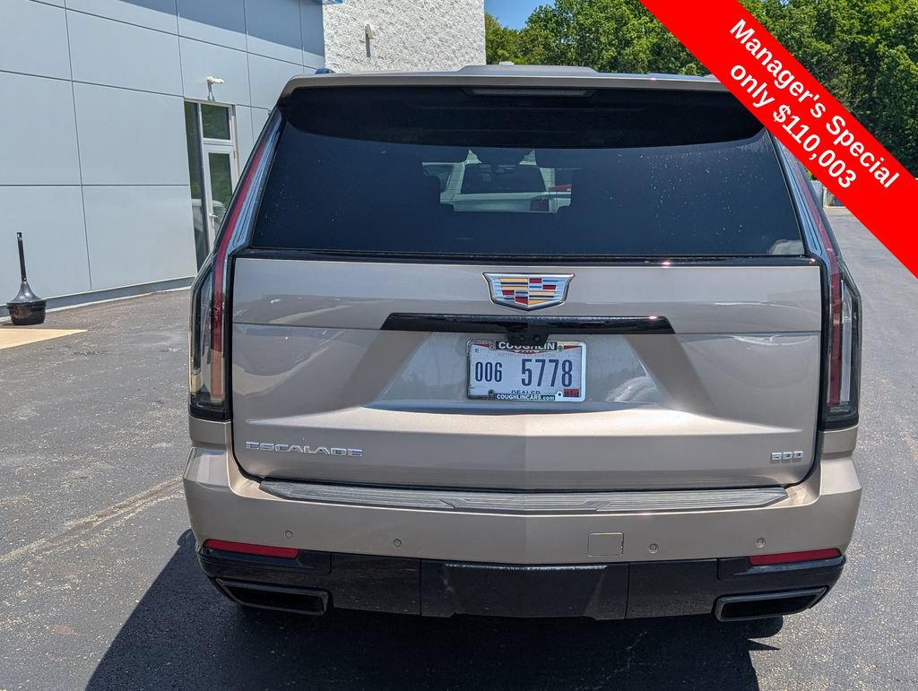 Used 2025 Cadillac Escalade Sport Platinum w/ LPO, Floor Liner Package AWD/4WD image 6