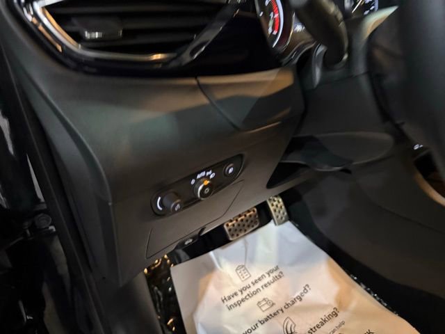 Used 2023 Buick Encore GX Select w/ Sport Touring Package image 13