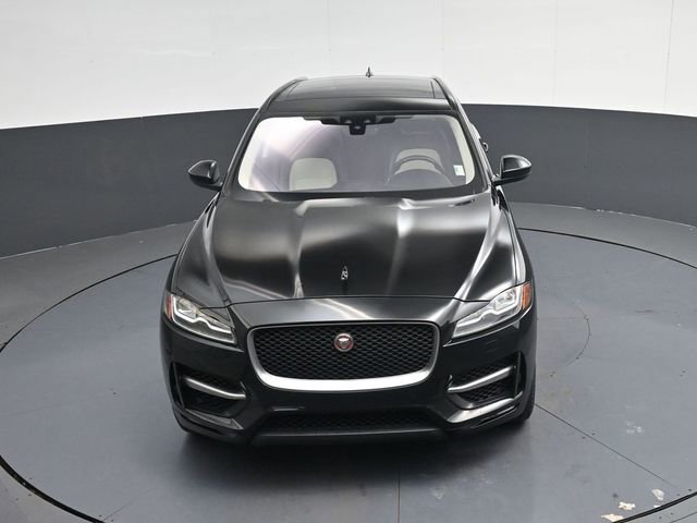 Used 2020 Jaguar F-PACE R-Sport image 54