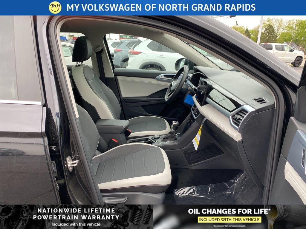New 2026 Volkswagen Taos SE AWD/4WD image 27