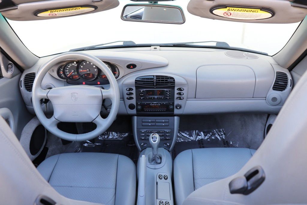 Used 2000 Porsche 911 Cabriolet image 44