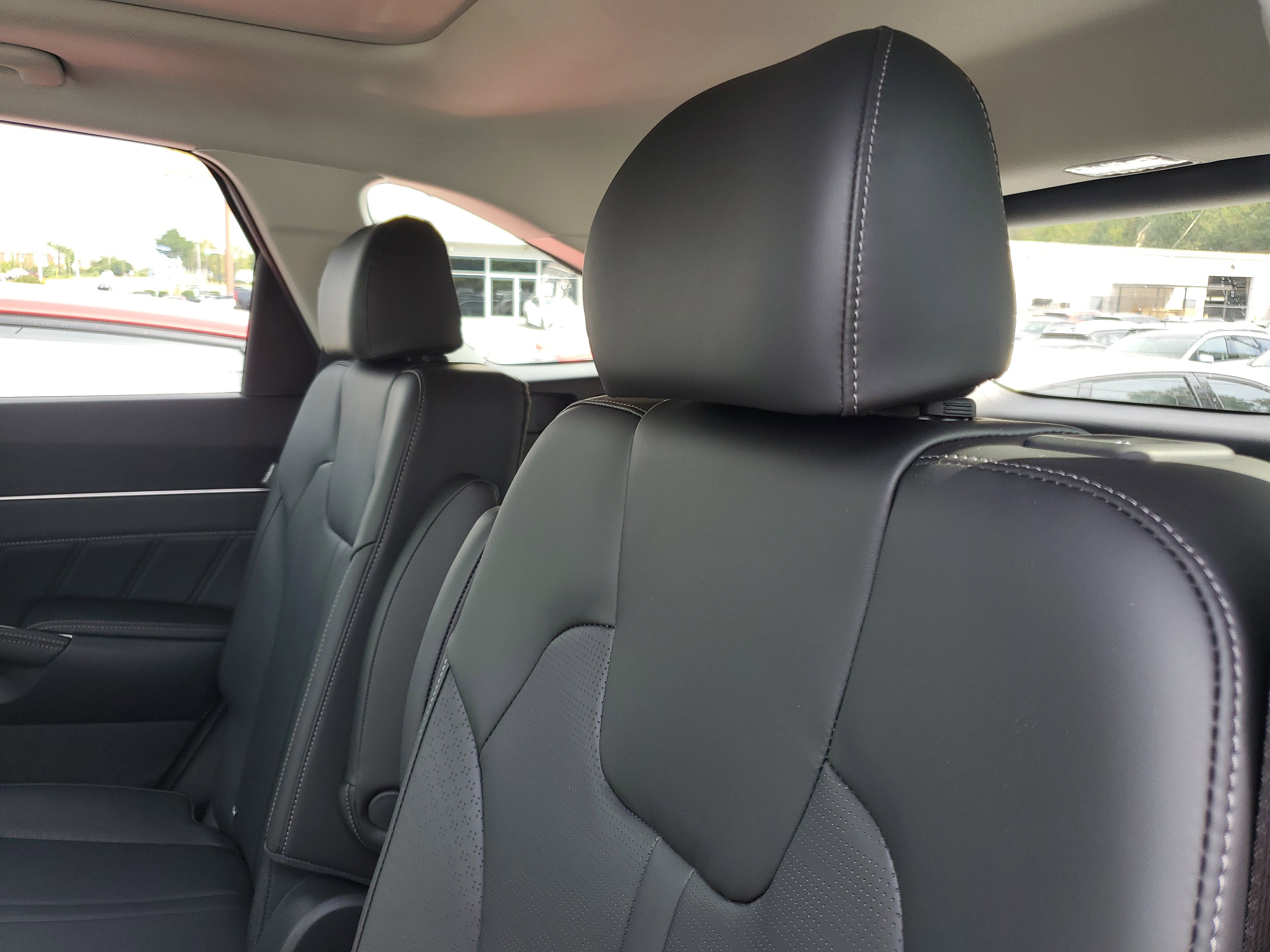 New 2025 Kia Sorento SX image 10