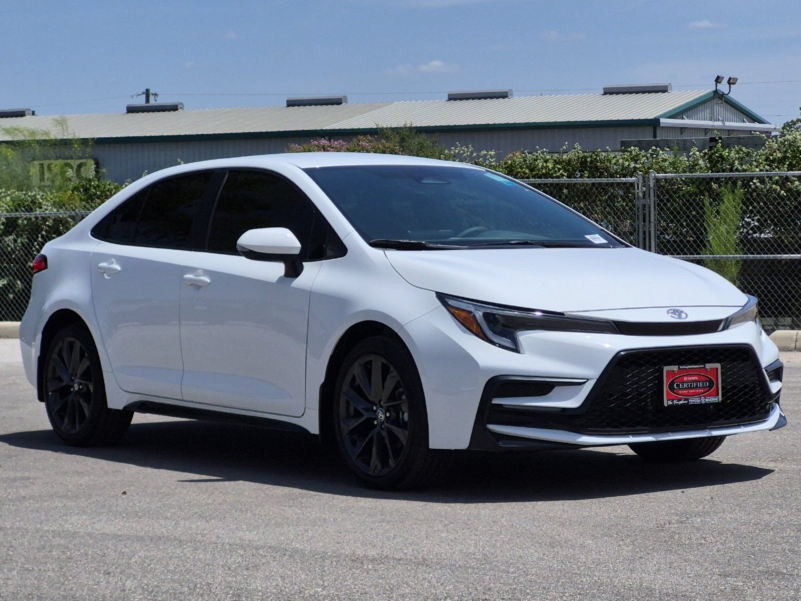 Used 2026 Toyota Corolla SE FWD image 7