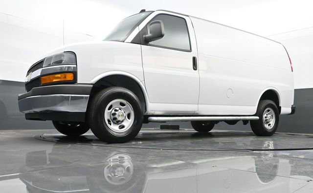 Used 2024 Chevrolet Express 2500 w/ Driver Convenience Package image 24