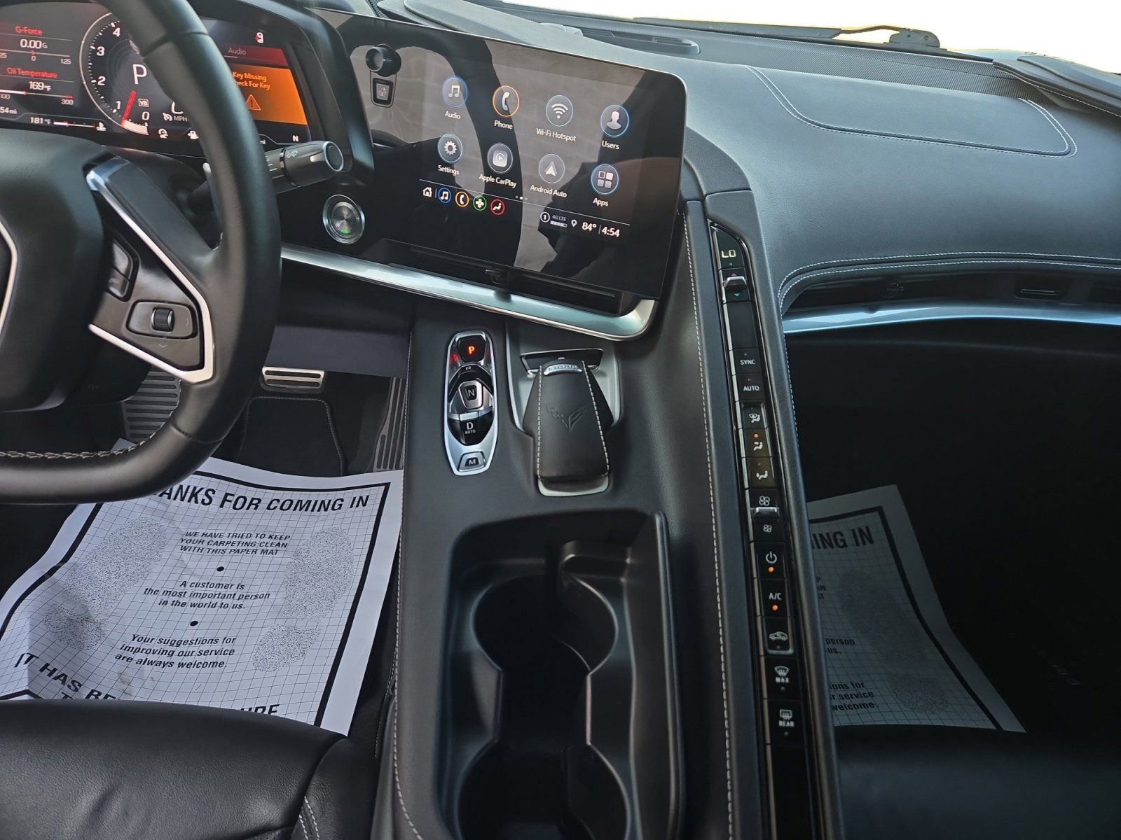 Used 2022 Chevrolet Corvette Stingray Coupe w/ Z51 Performance Package image 11