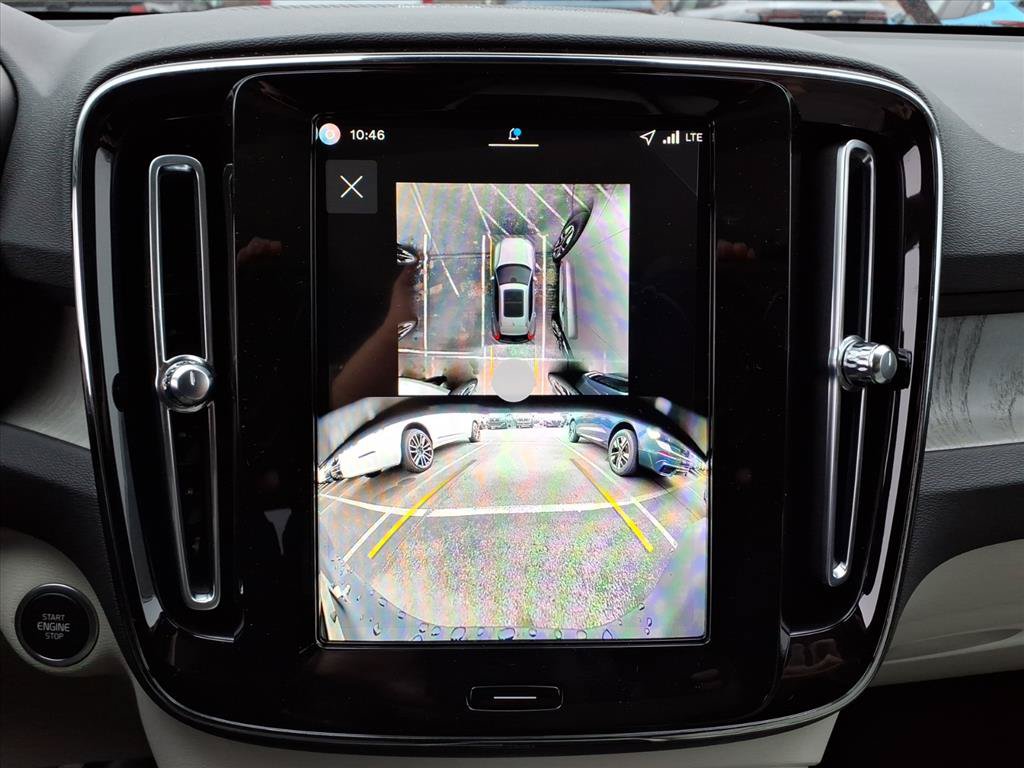 New 2026 Volvo XC40 B5 Ultra w/ Protection Package Premier AWD/4WD image 10