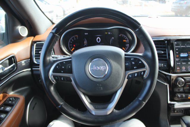 Used 2020 Jeep Grand Cherokee Overland image 14