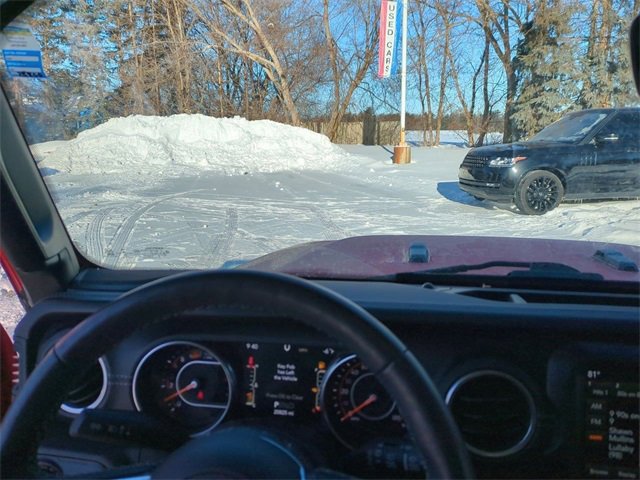 Used 2018 Jeep Wrangler Unlimited Sahara image 23