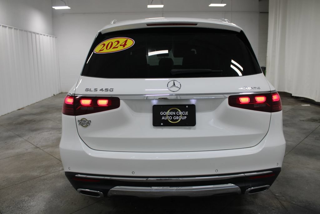 Used 2024 Mercedes-Benz GLS 450 4MATIC image 8