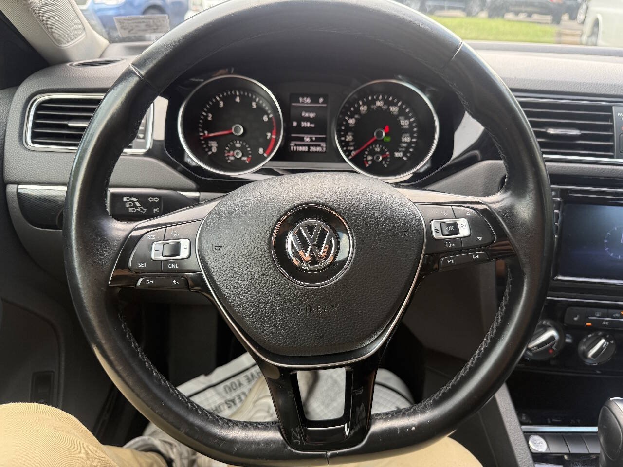Used 2016 Volkswagen Jetta SEL w/ Lighting Package FWD image 11
