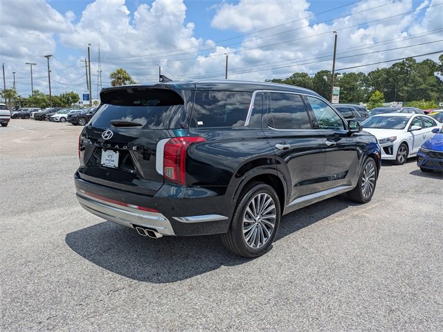 Used 2025 Hyundai Palisade Calligraphy image 4
