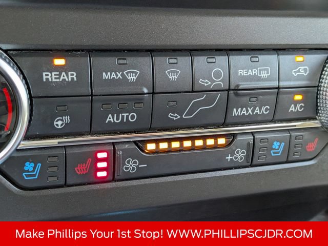 Used 2019 Ford Expedition Limited RWD image 24