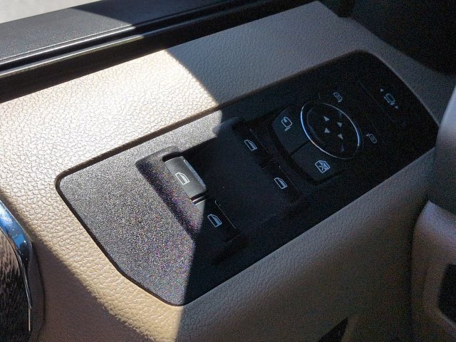 Used 2018 Ford F250 Lariat w/ Lariat Ultimate Package AWD/4WD image 31