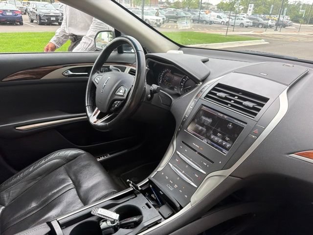 Used 2013 Lincoln MKZ AWD image 11