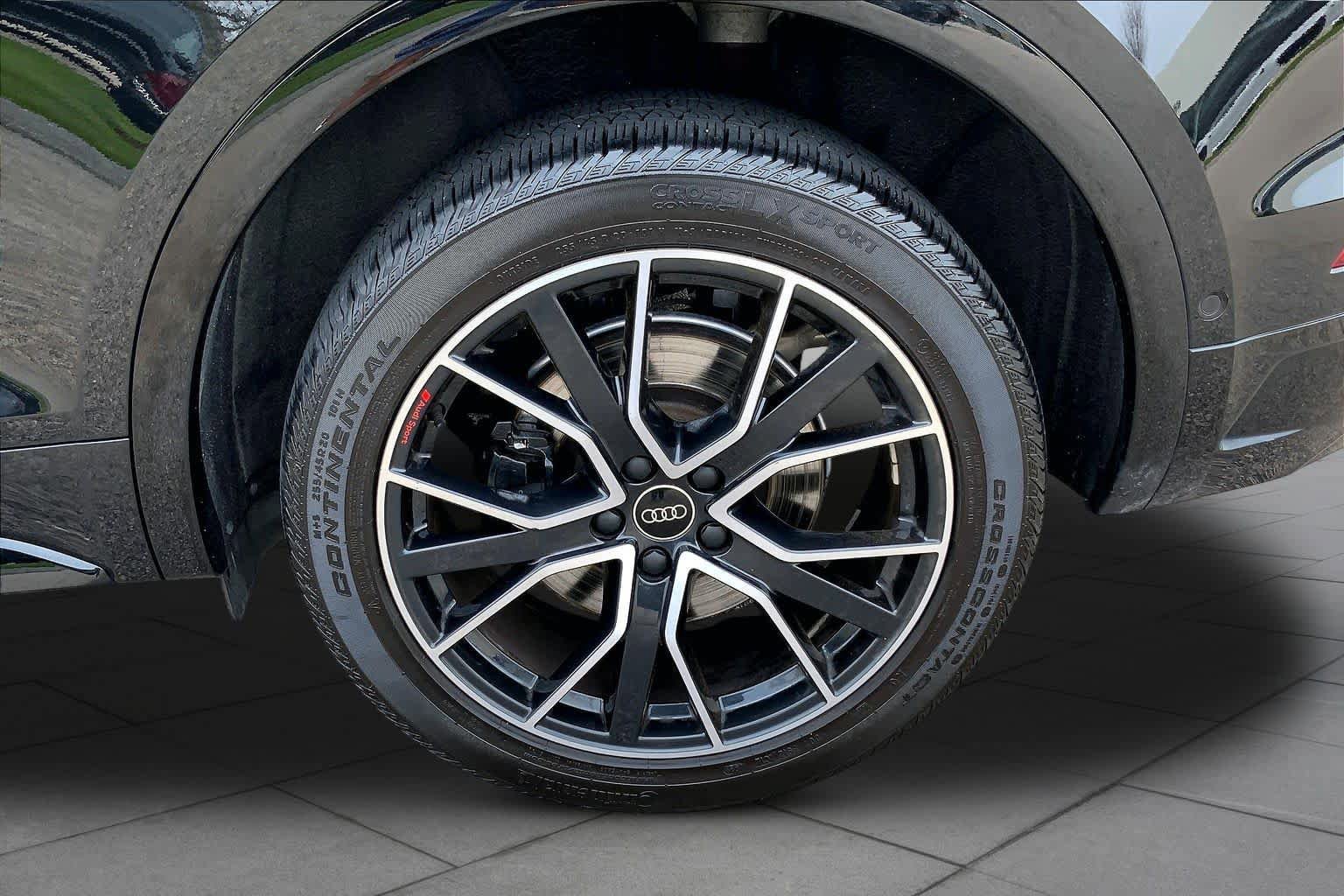 Used 2023 Audi SQ5 Prestige AWD/4WD image 11