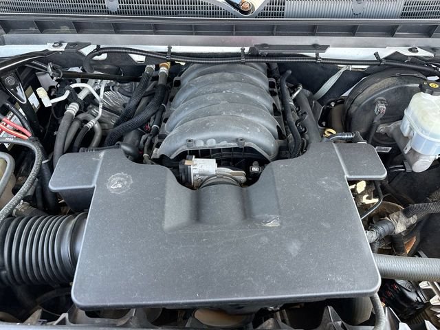 Used 2018 Chevrolet Silverado 1500 LT w/ All Star Edition RWD image 26