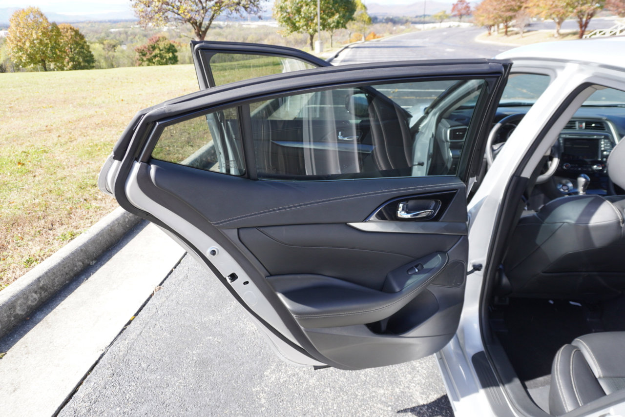 Used 2022 Nissan Maxima SV w/ Floor Mat Group image 17