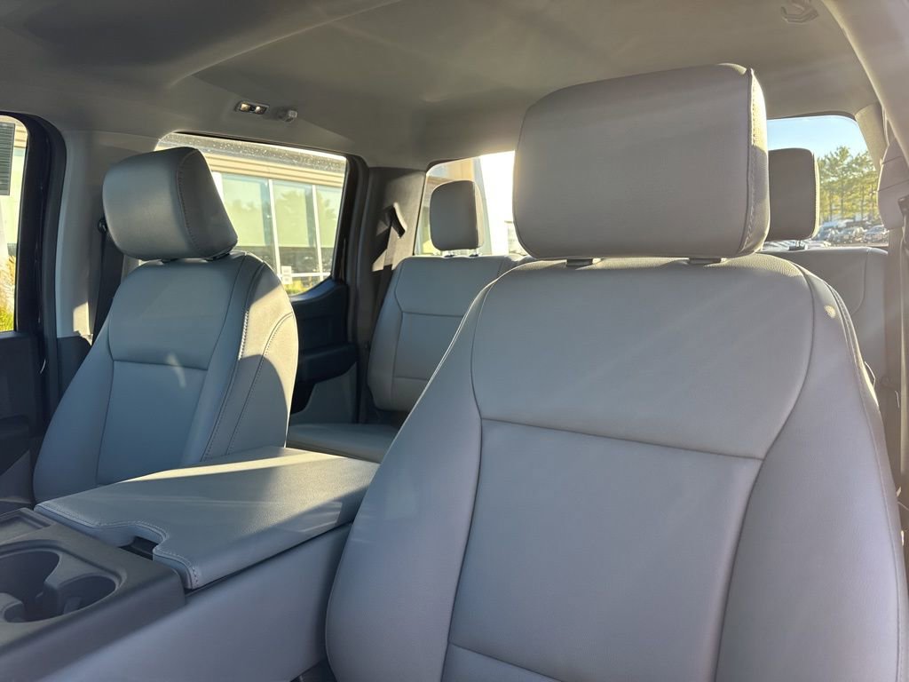 New 2026 Ford F250 XL w/ XL Chrome Package image 13
