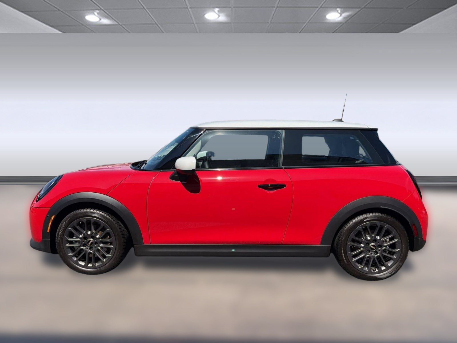 Used 2026 MINI Cooper 2-Door Hardtop FWD image 2