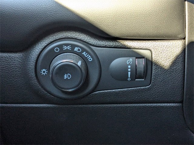 Used 2022 Dodge Durango GT image 23