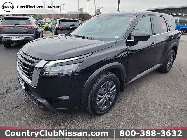 Certified 2024 Nissan Pathfinder S image 4