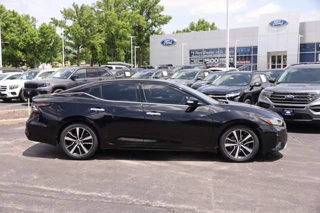 Used 2023 Nissan Maxima SV w/ Floor Mat Group FWD image 5