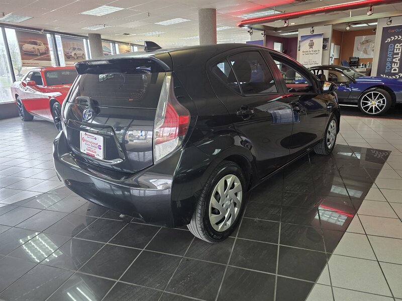 Used 2015 Toyota Prius C Two FWD image 4