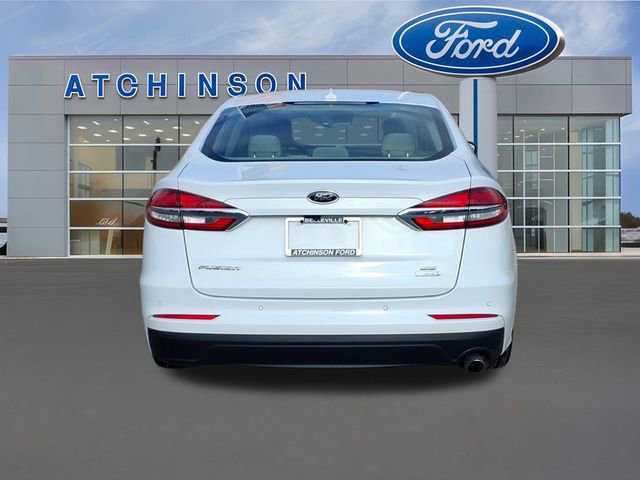 Used 2020 Ford Fusion SE image 6