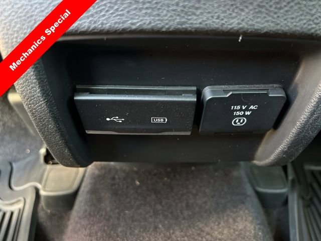 Used 2019 Jeep Cherokee Latitude Plus w/ Comfort/Convenience Group image 20