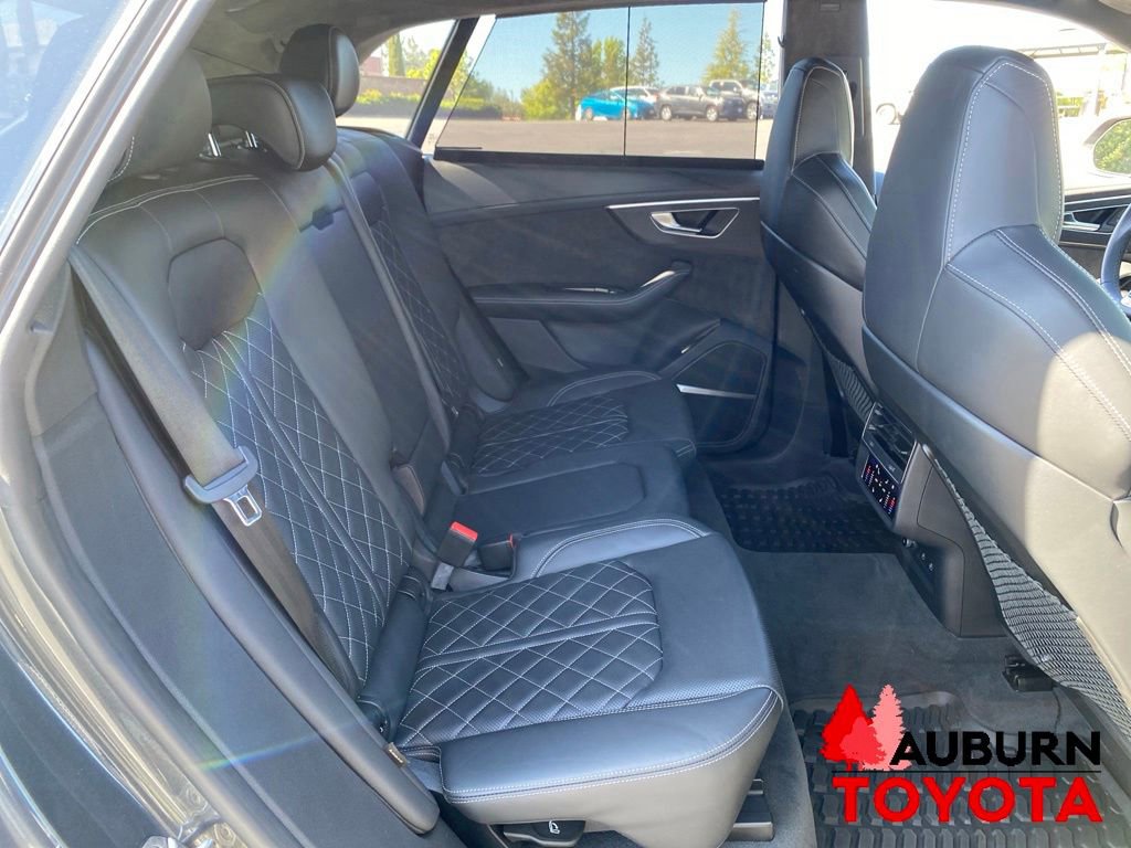 Used 2022 Audi SQ8 Prestige w/ Prestige Package AWD/4WD image 21