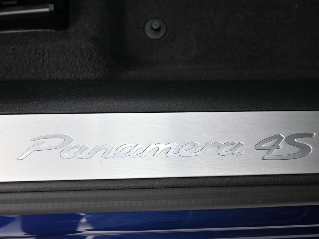 Certified 2022 Porsche Panamera 4S image 32