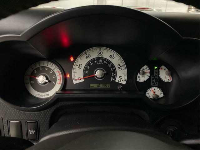 Used 2010 Toyota FJ Cruiser 4WD image 20