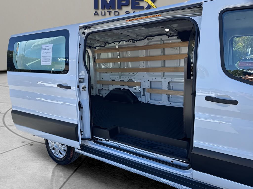 Used 2024 Ford Transit 250 Low Roof w/ Exterior Upgrade Package image 21