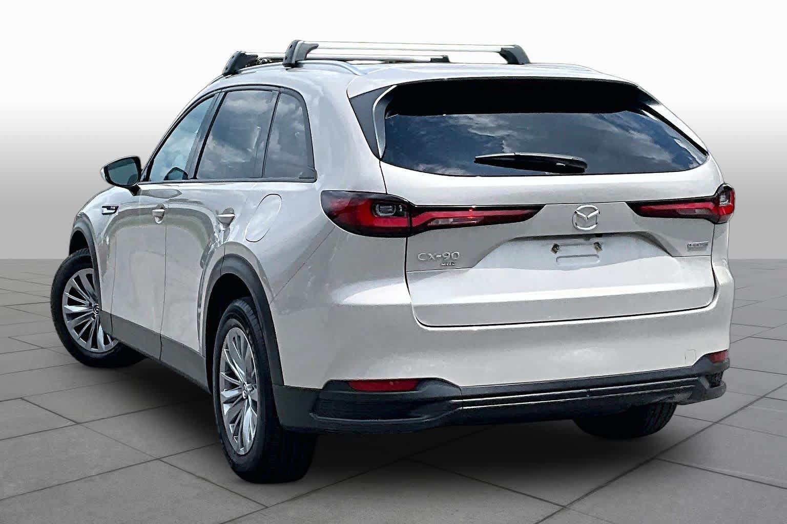 Used 2024 MAZDA CX-90 Plug-In Hybrid w/ Preferred AWD/4WD image 12