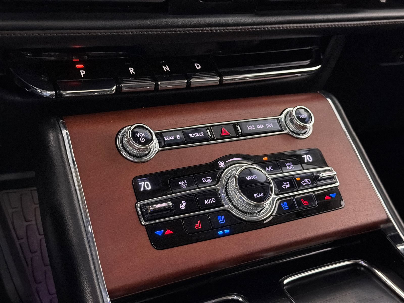 Used 2020 Lincoln Aviator Reserve w/ Equipment Group 201A AWD/4WD image 29