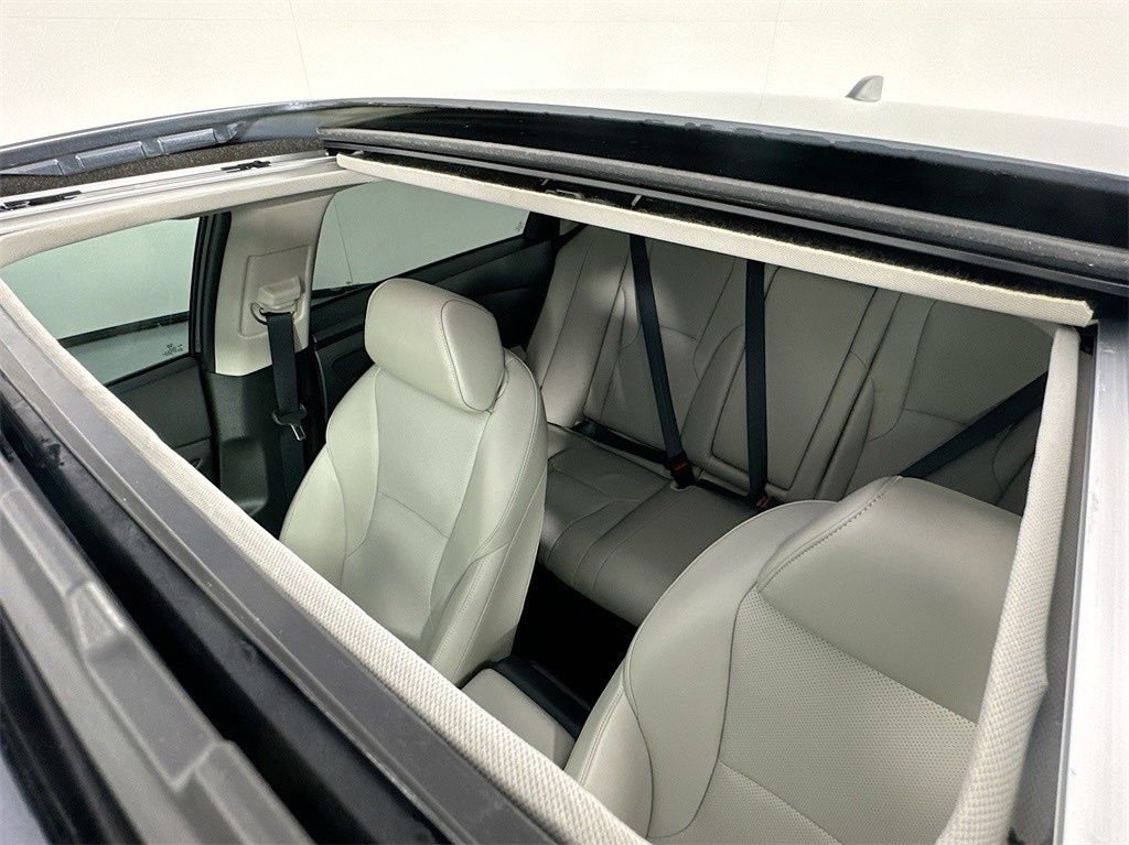 Used 2025 Honda Accord EX-L image 32