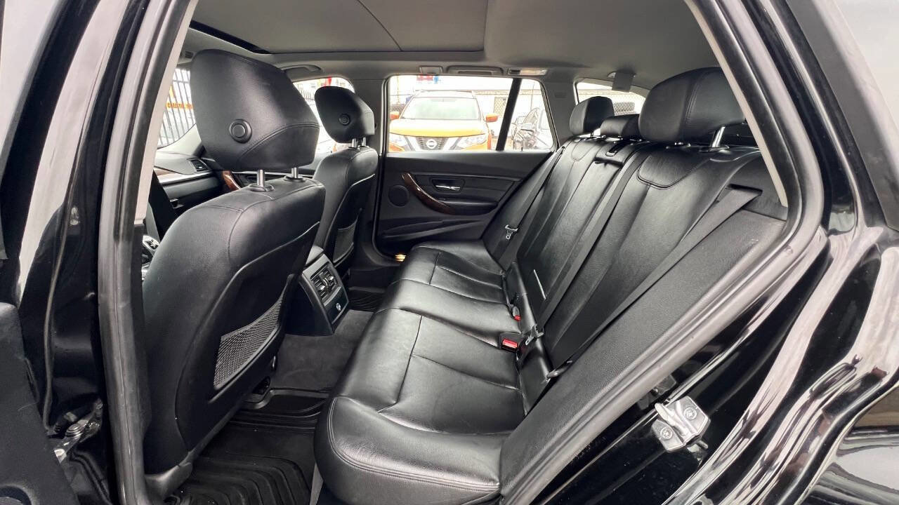 Used 2015 BMW 328i xDrive Wagon image 17