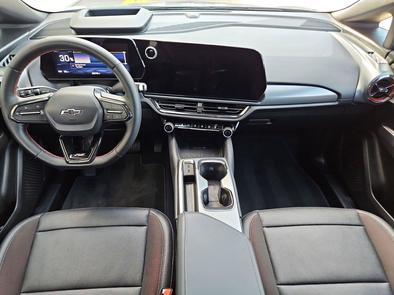 Used 2025 Chevrolet Equinox EV RS w/ Convenience Package II FWD image 13