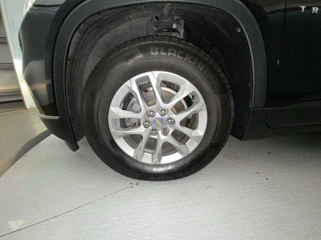 Used 2019 Chevrolet Traverse LT image 10