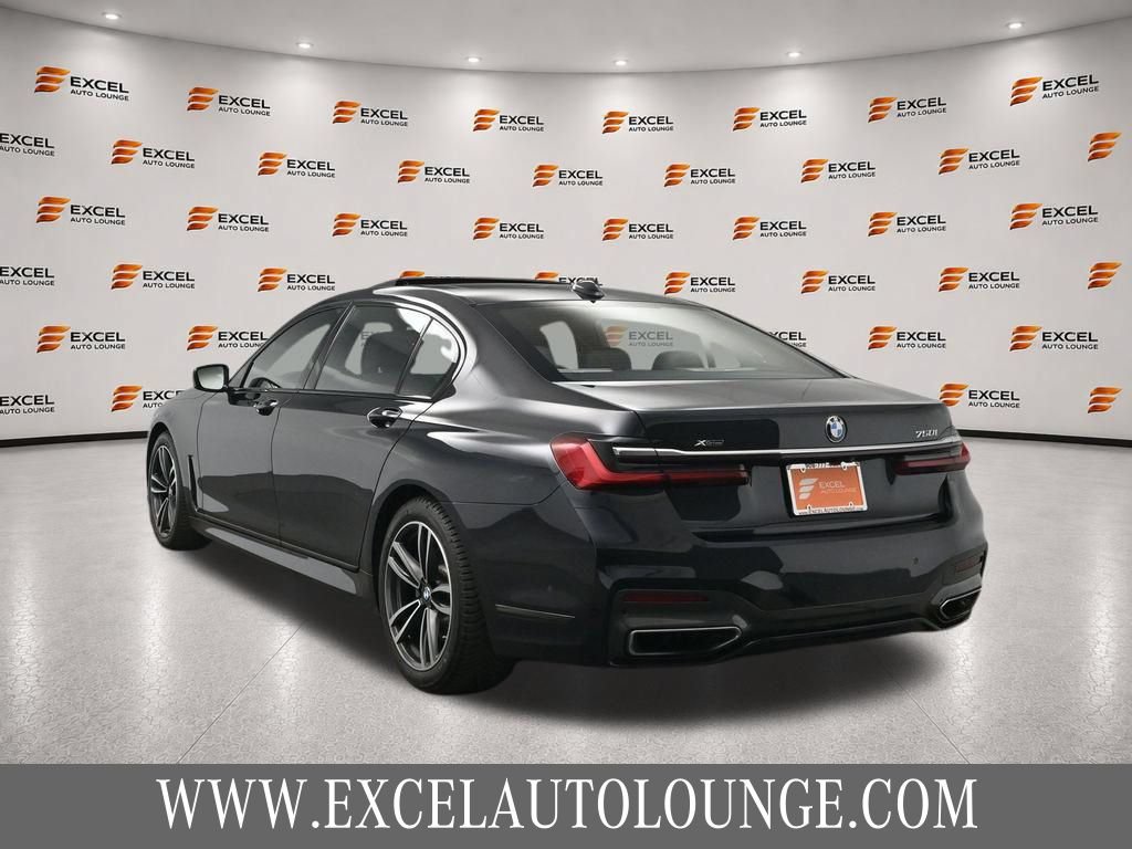 Used 2020 BMW 750i xDrive w/ M Sport Package AWD/4WD image 3