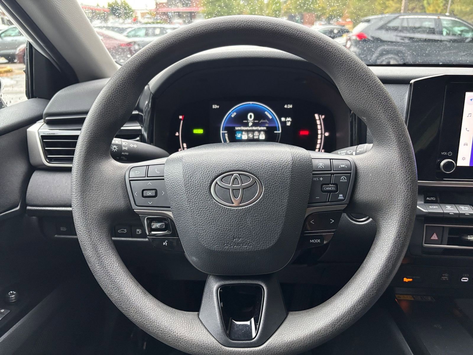 Used 2025 Toyota Camry LE image 34