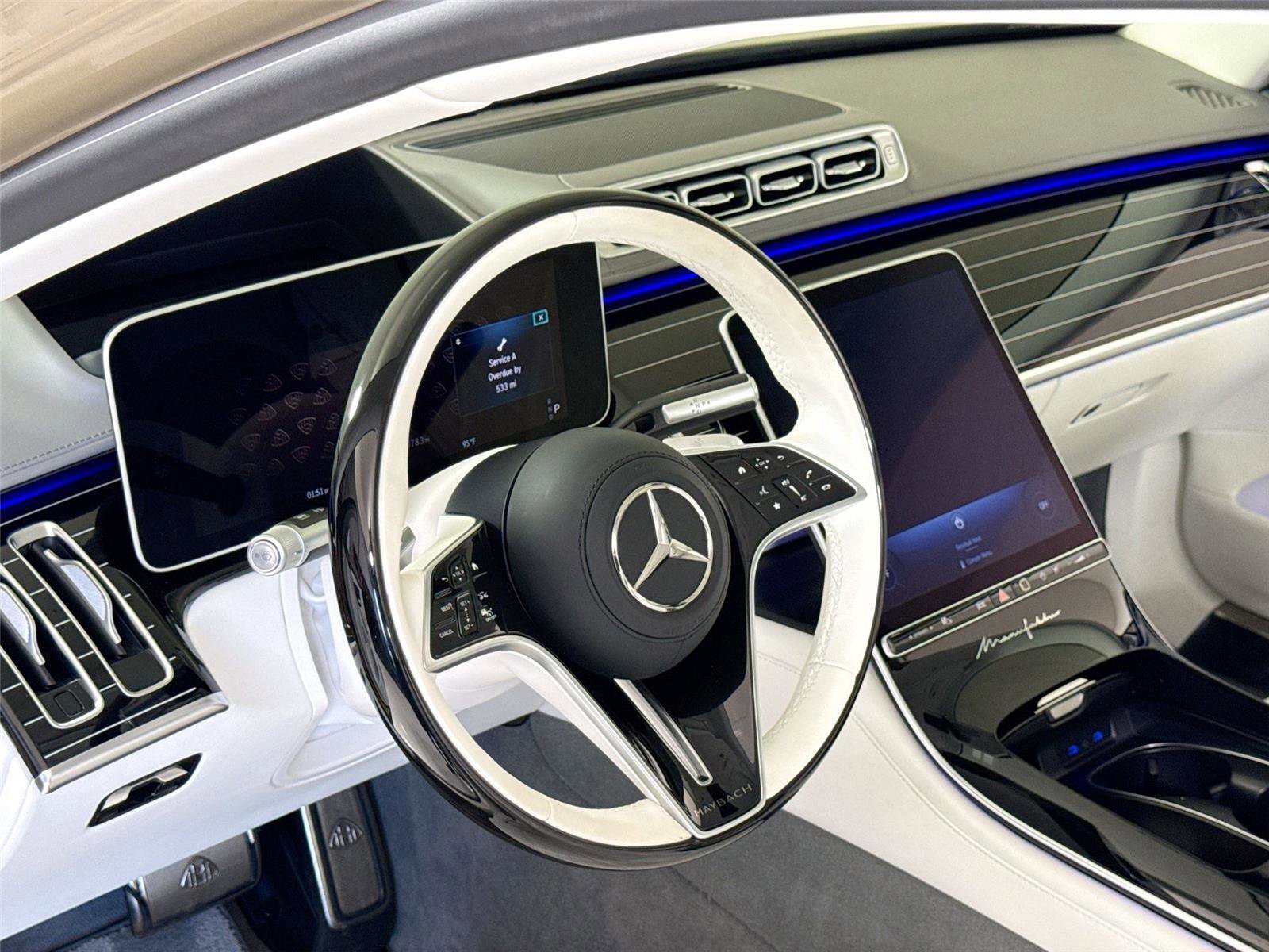 Used 2025 Mercedes-Benz Maybach S 680 4MATIC image 16