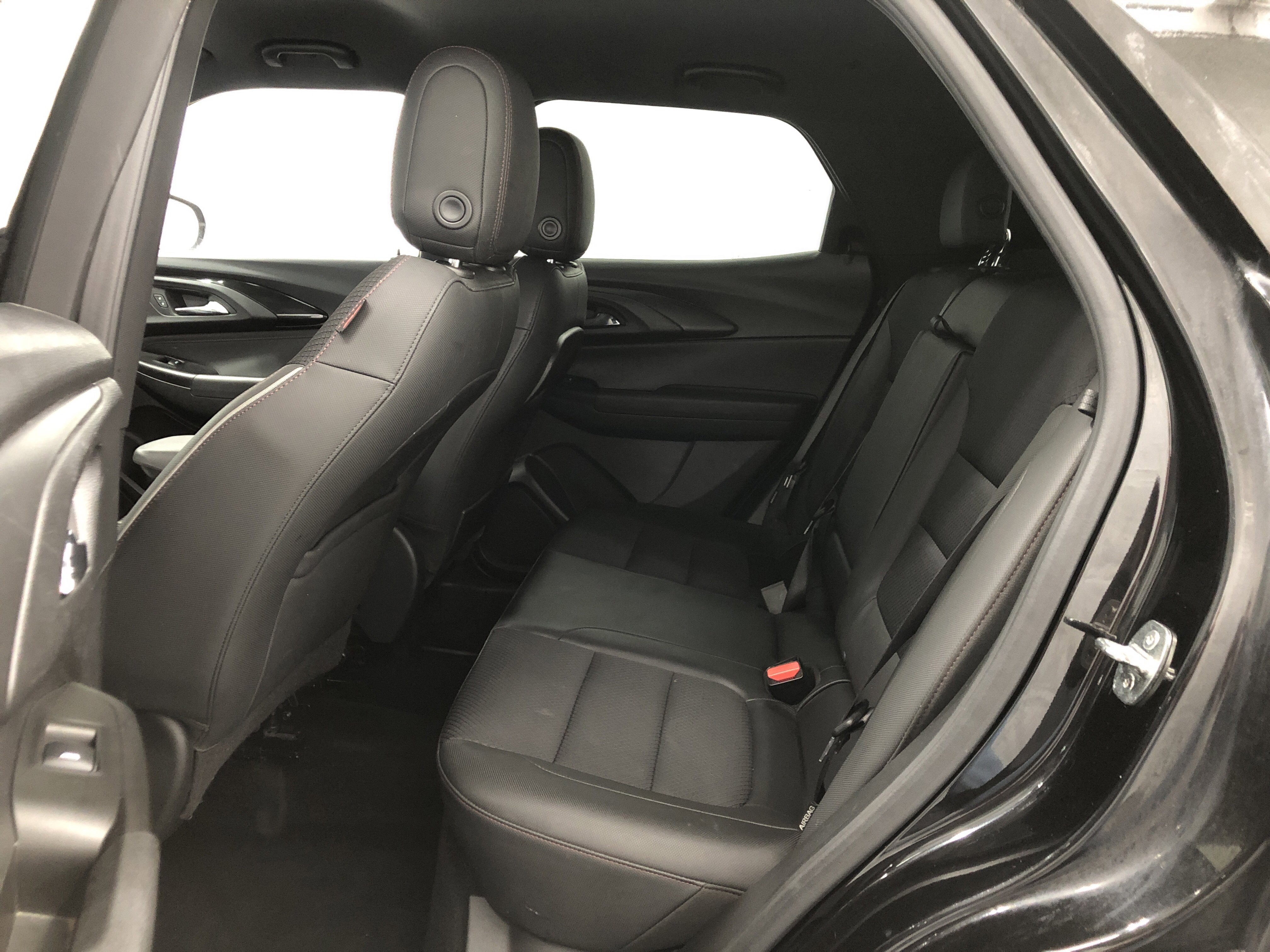 Used 2021 Chevrolet TrailBlazer RS w/ Technology Package AWD/4WD image 10