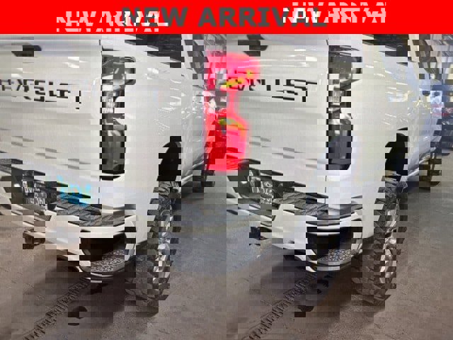 Used 2019 Chevrolet Silverado 1500 Custom w/ Trailering Package image 5