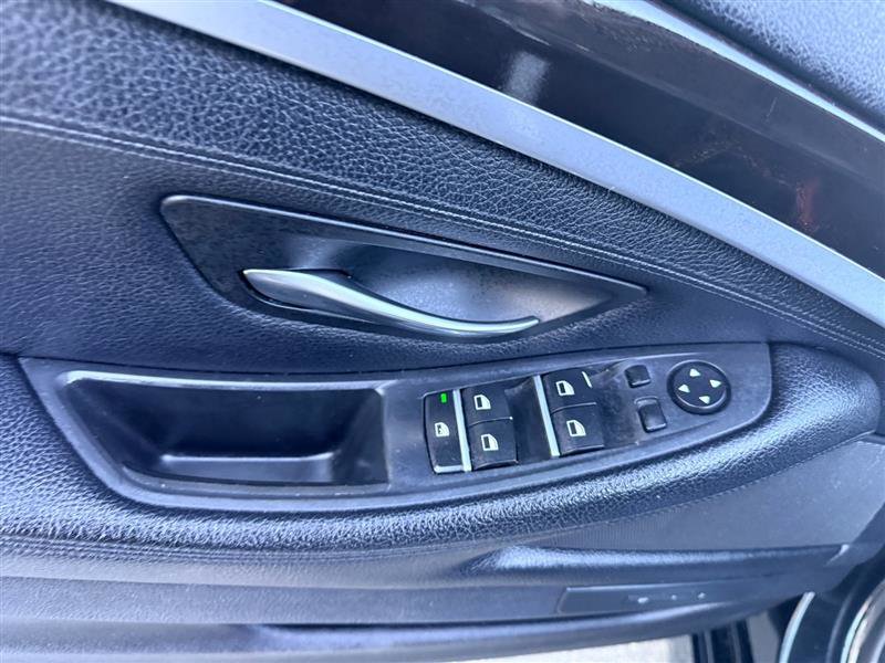 Used 2016 BMW 528i Sedan image 12