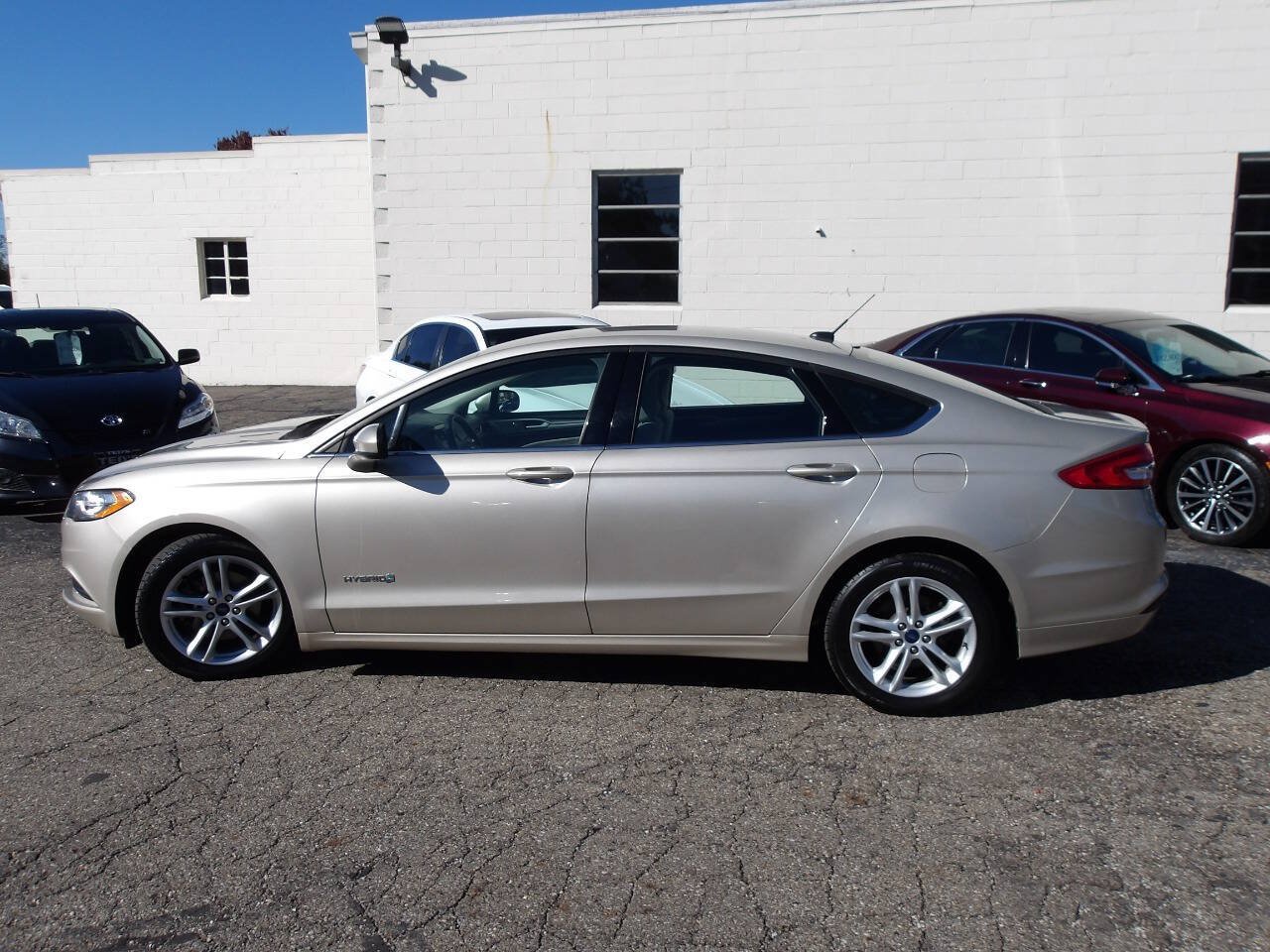 Used 2018 Ford Fusion S FWD image 3