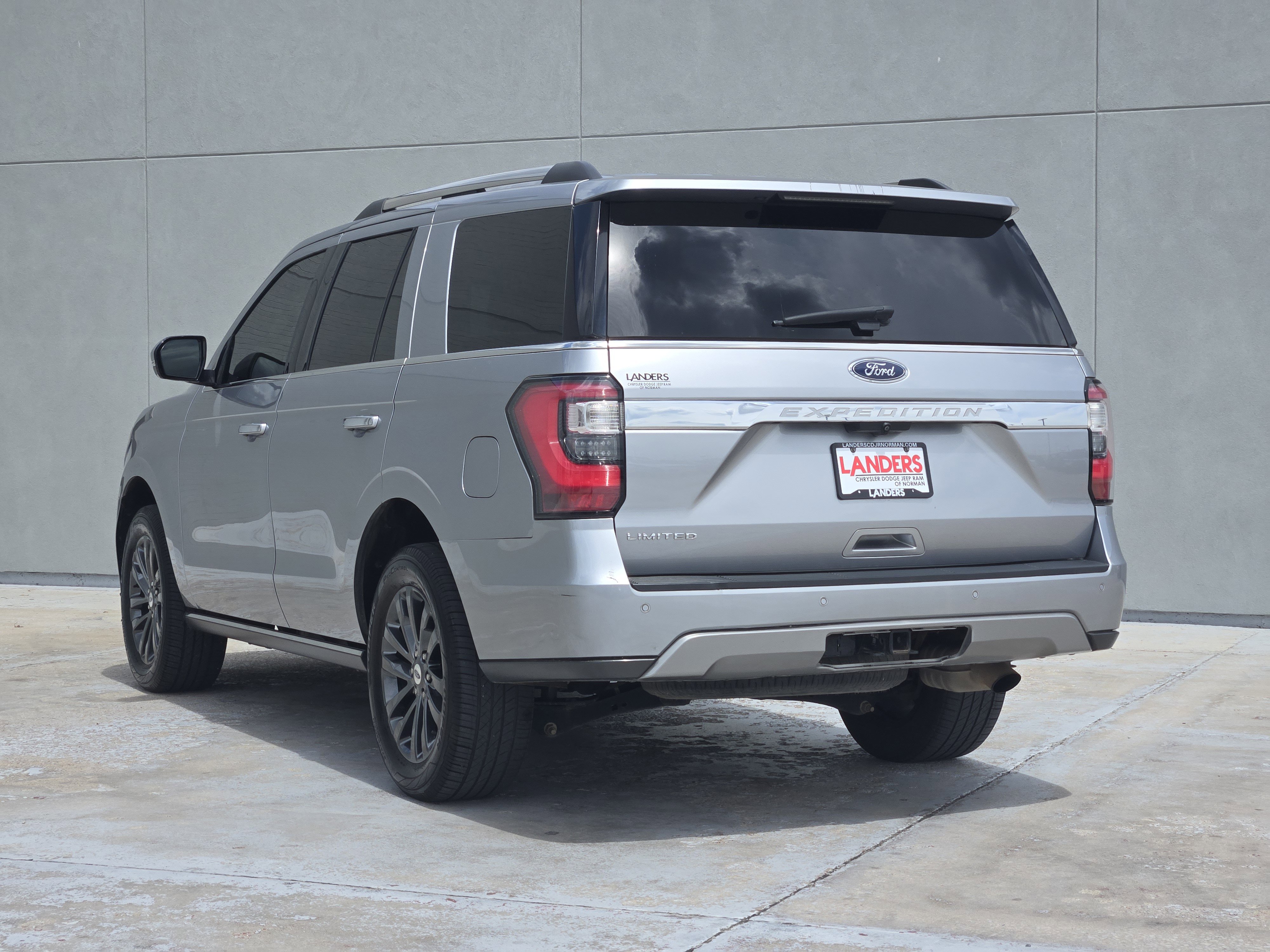 Used 2021 Ford Expedition Limited RWD image 6