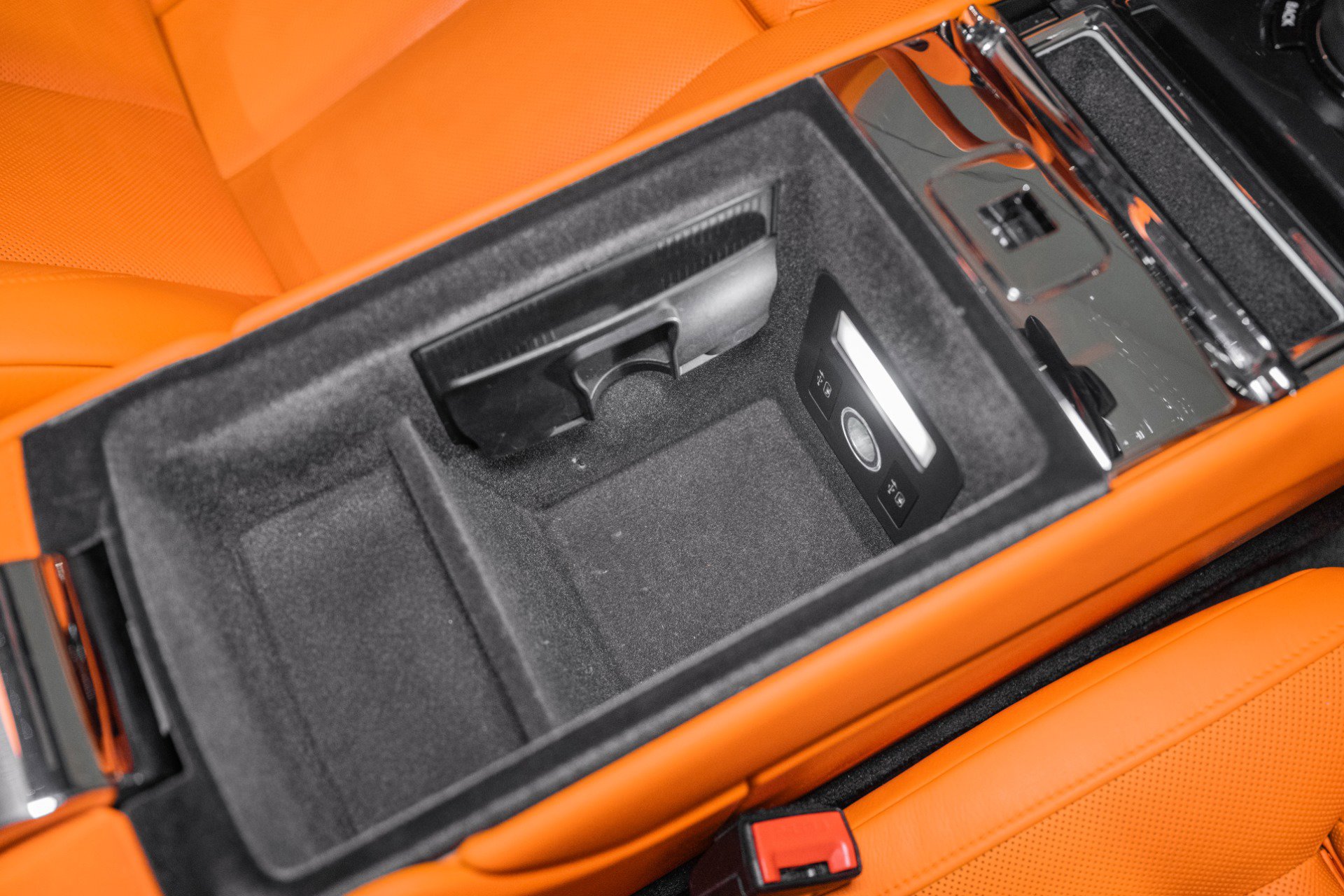 Used 2020 Rolls-Royce Cullinan image 50